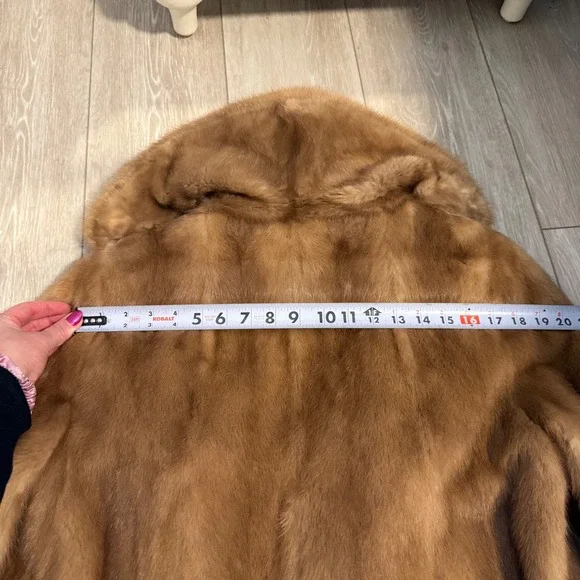 Vintage 1940s 1950s Brown Fur Coat - Picture 6 of 12